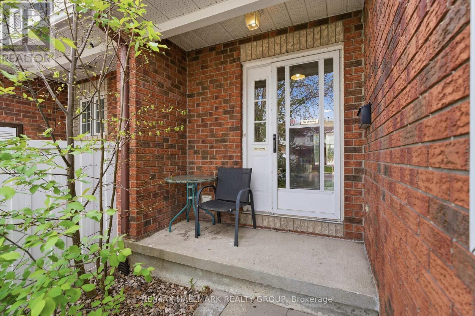 902 Paradise Crescent, Ottawa, Ontario  K4A 3S5 - Photo 3 - X13220494