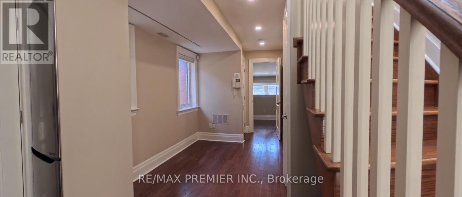 Apt 2 - 718 Bathurst Street, Toronto, Ontario  M5S 2R4 - Photo 4 - C13220318