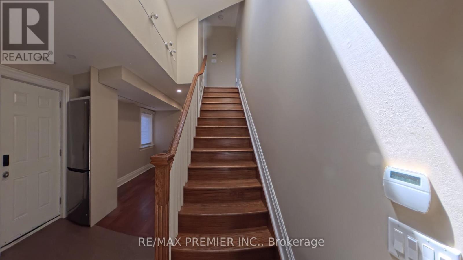 Apt 2 - 718 Bathurst Street, Toronto, Ontario  M5S 2R4 - Photo 7 - C13220318