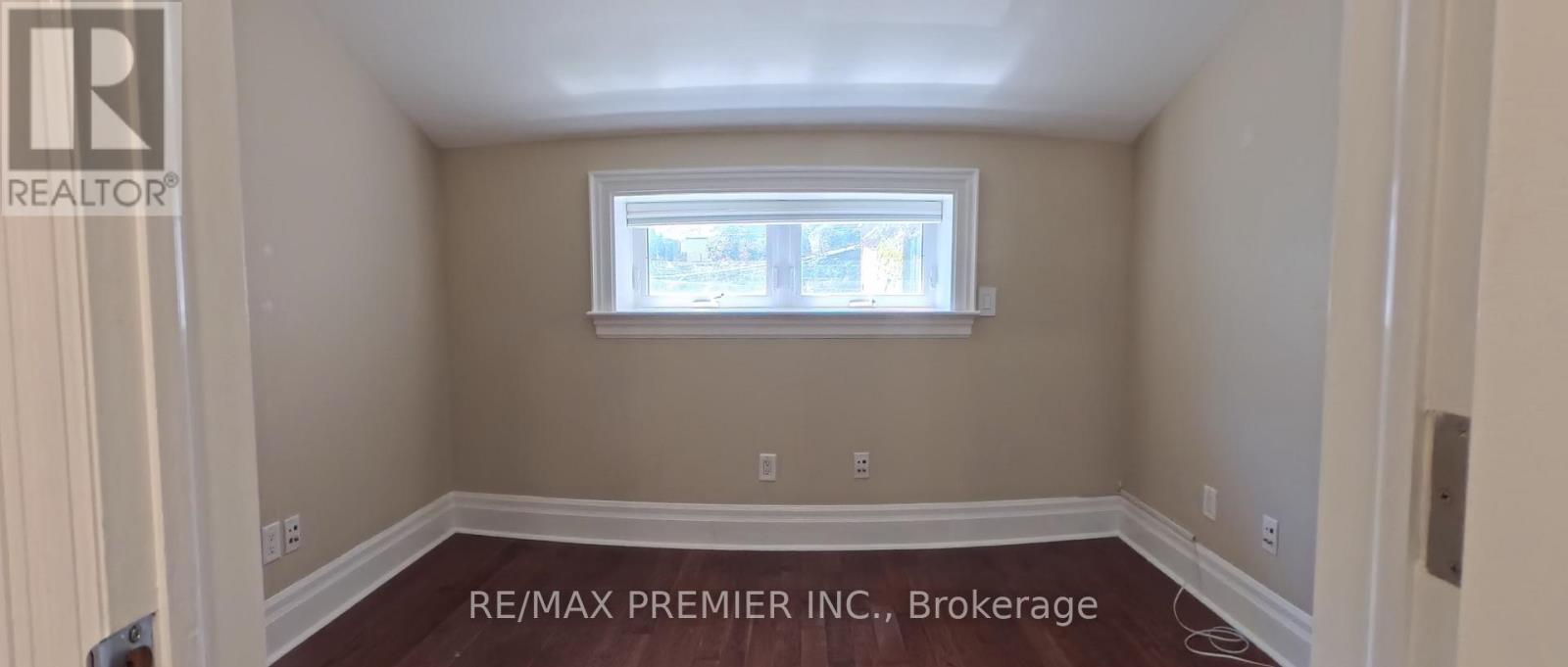 Apt 2 - 718 Bathurst Street, Toronto, Ontario  M5S 2R4 - Photo 8 - C13220318