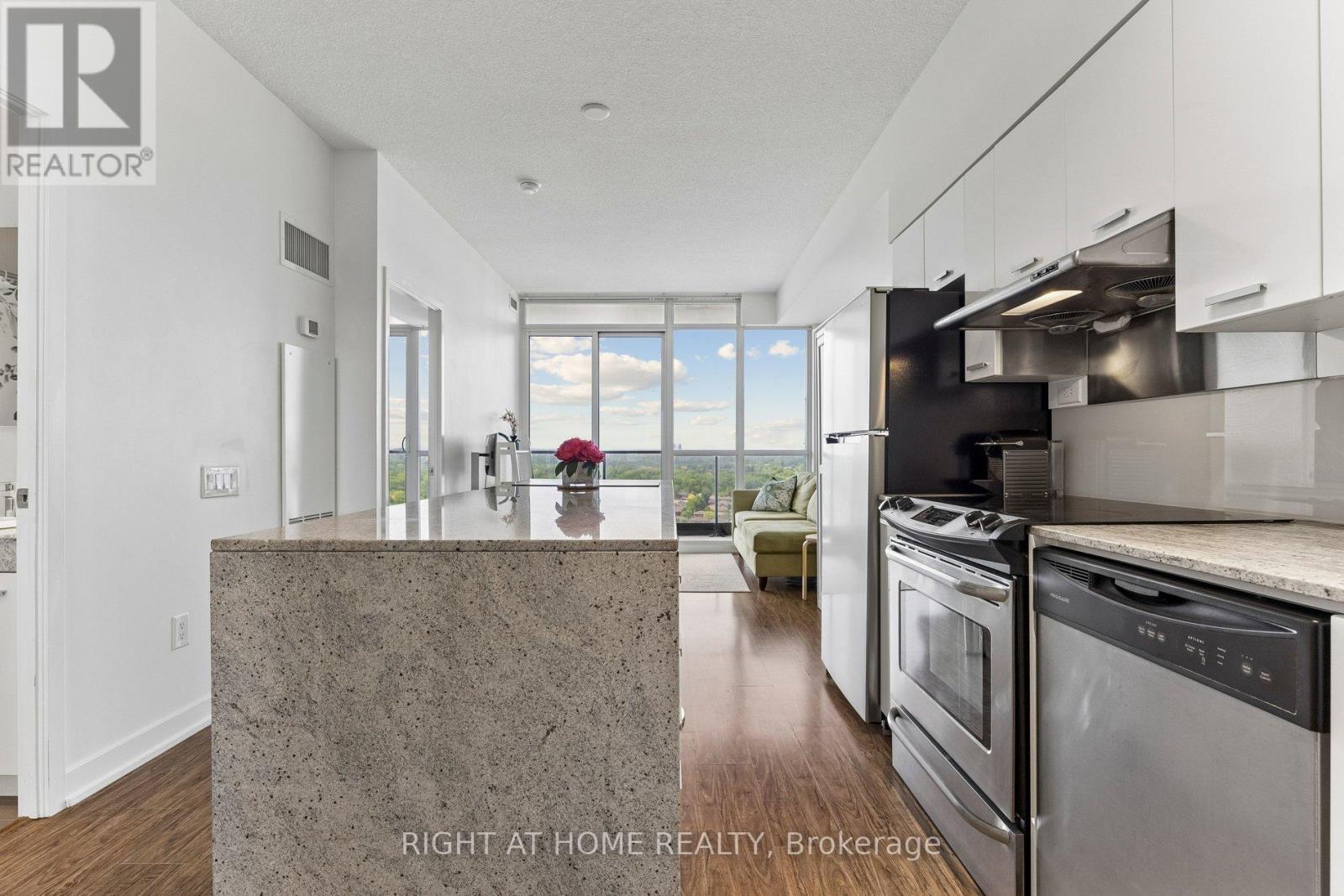 2306 - 29 Singer Court, Toronto, Ontario  M2K 0B3 - Photo 13 - C13220364