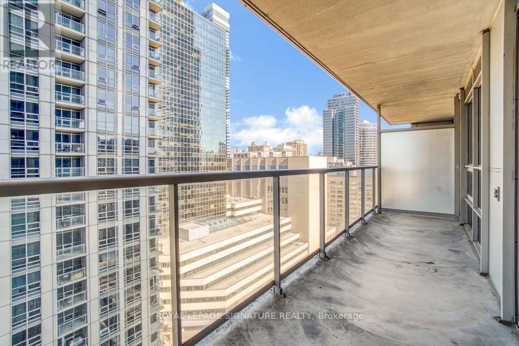 1914 - 761 Bay Street, Toronto, Ontario  M5G 2R2 - Photo 31 - C13220402