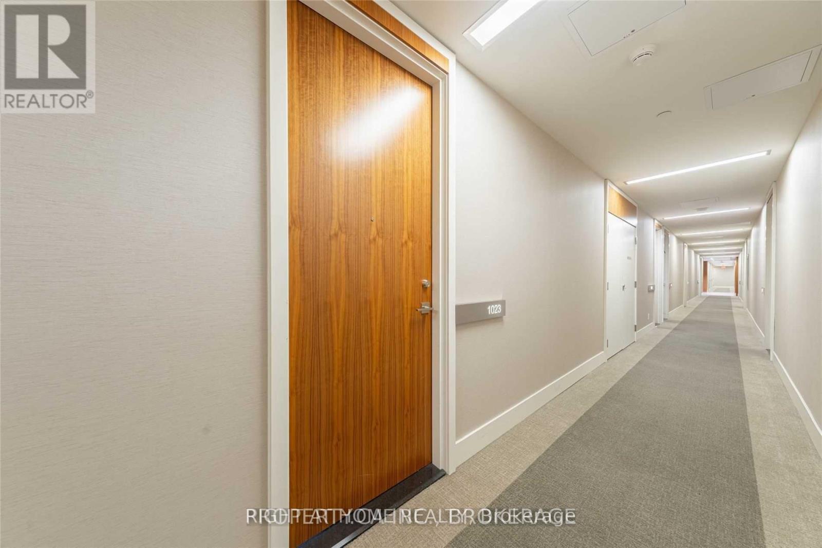 1023 - 111 St Clair Avenue W, Toronto, Ontario  M4V 1N5 - Photo 10 - C13220450