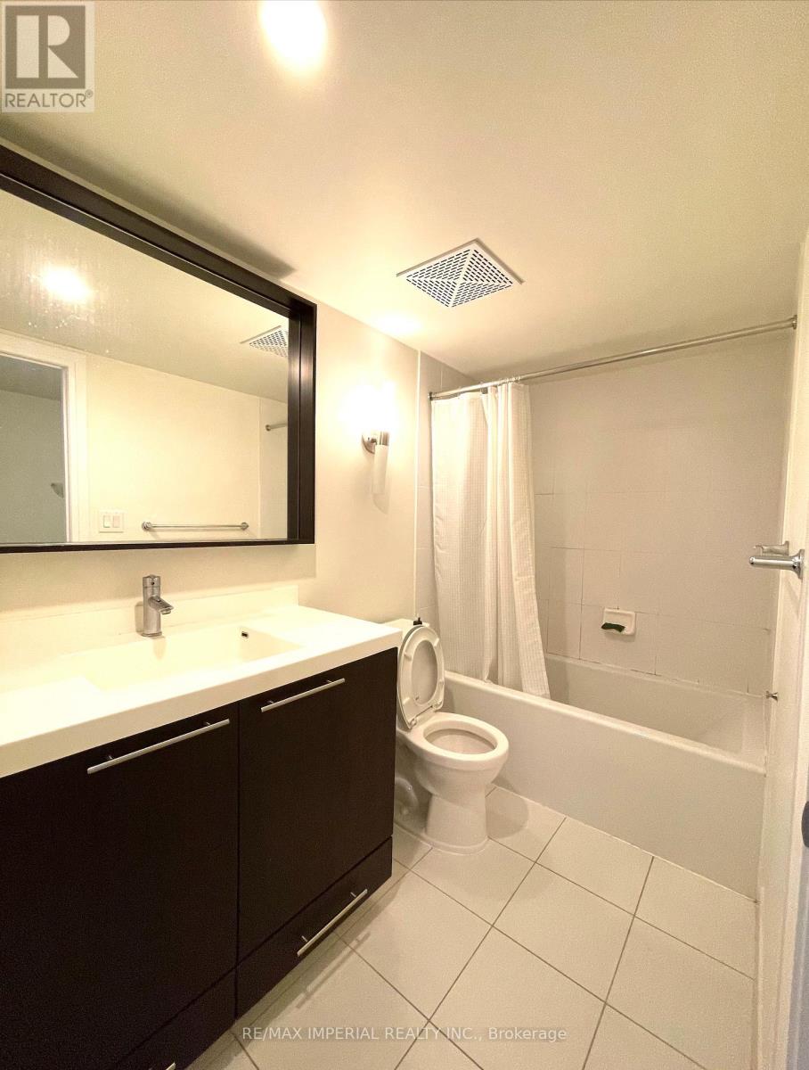 Th8 - 5 Oakburn Crescent, Toronto, Ontario  M2N 2T3 - Photo 13 - C13220480