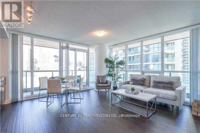 1204 - 33 Bay Street, Toronto, Ontario  M5J 2Z3 - Photo 2 - C13220484