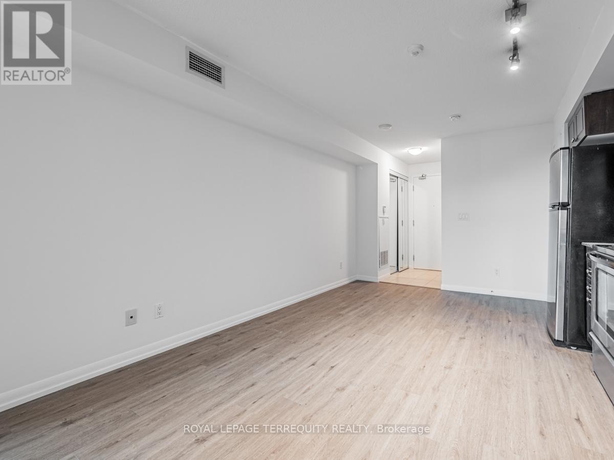 658 - 209 Fort York Boulevard, Toronto, Ontario  M5V 4A1 - Photo 3 - C13220524
