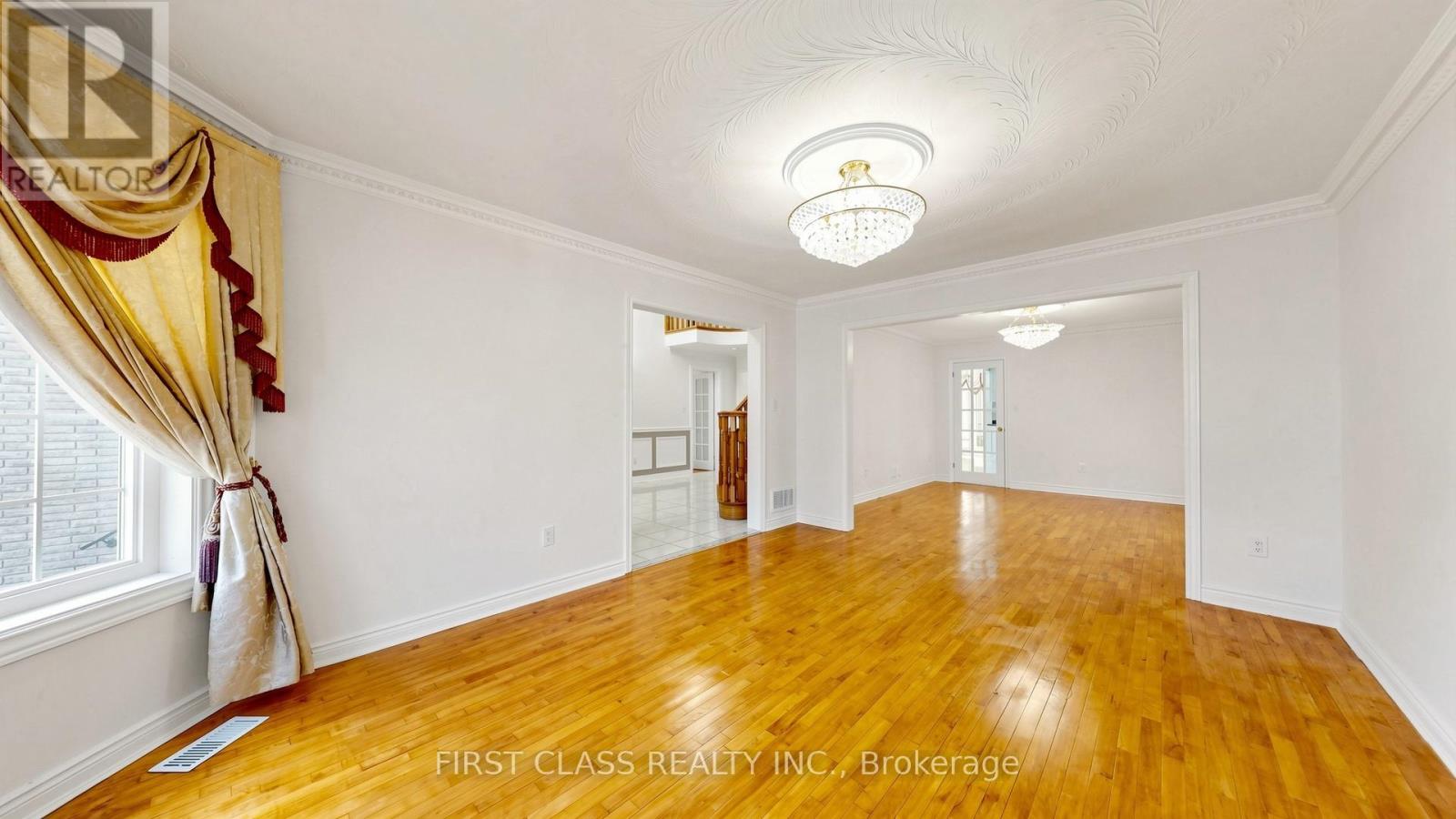 17 Cross Hill Road, Toronto, Ontario  M1T 3E3 - Photo 6 - E13220320