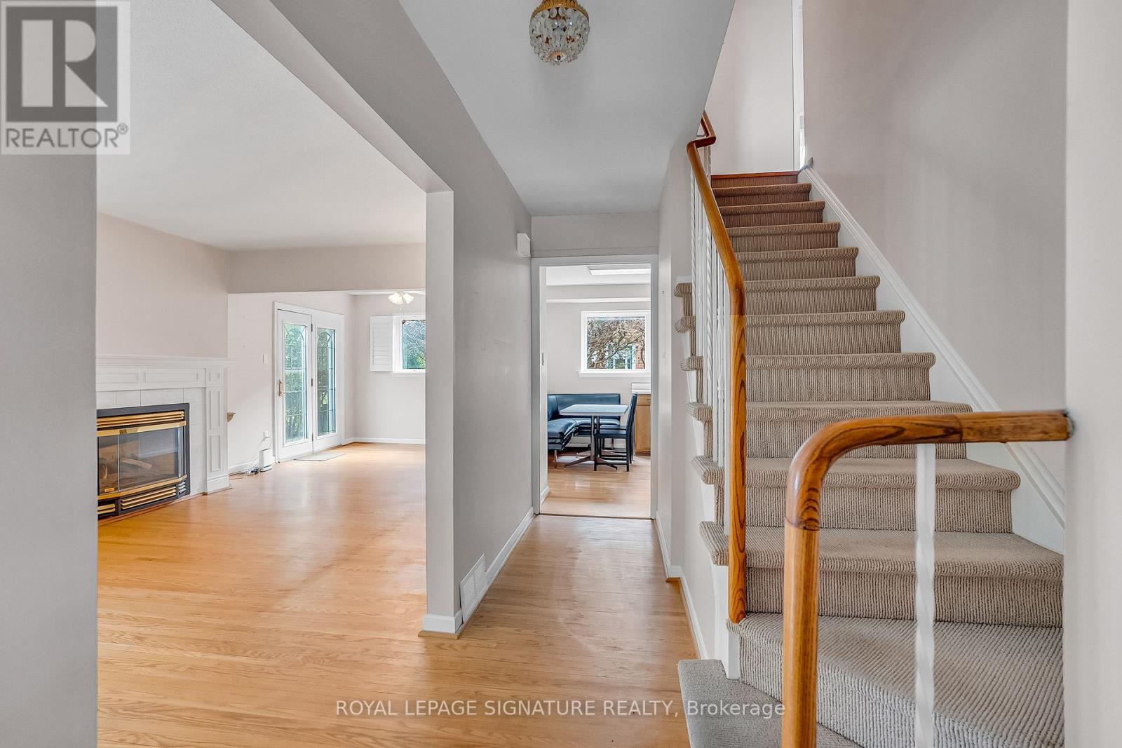 9 Mollard Road, Toronto, Ontario  M1S 2L7 - Photo 6 - E13220474