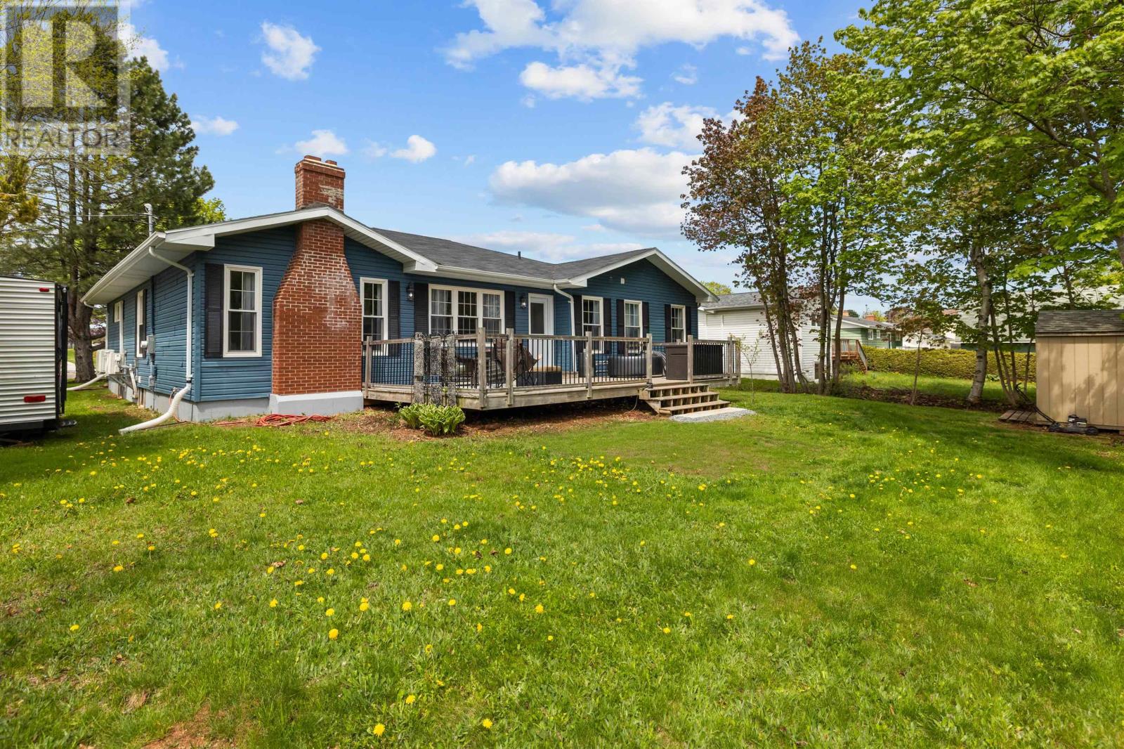 10 Mackay Drive, Charlottetown, Prince Edward Island  C1A 5W1 - Photo 44 - 202612747