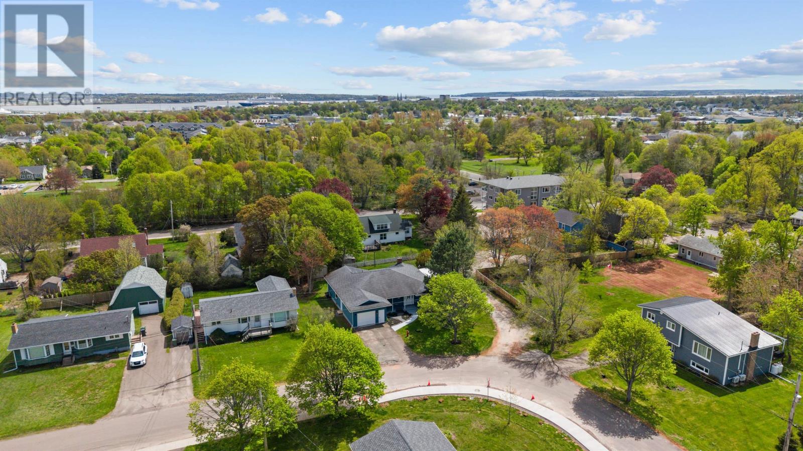 10 Mackay Drive, Charlottetown, Prince Edward Island  C1A 5W1 - Photo 46 - 202612747