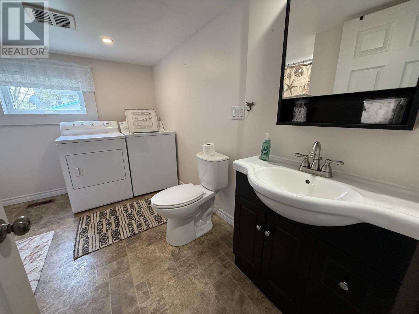 6 Stewart Street, Kensington, Prince Edward Island  C0B 1M0 - Photo 4 - 202612748
