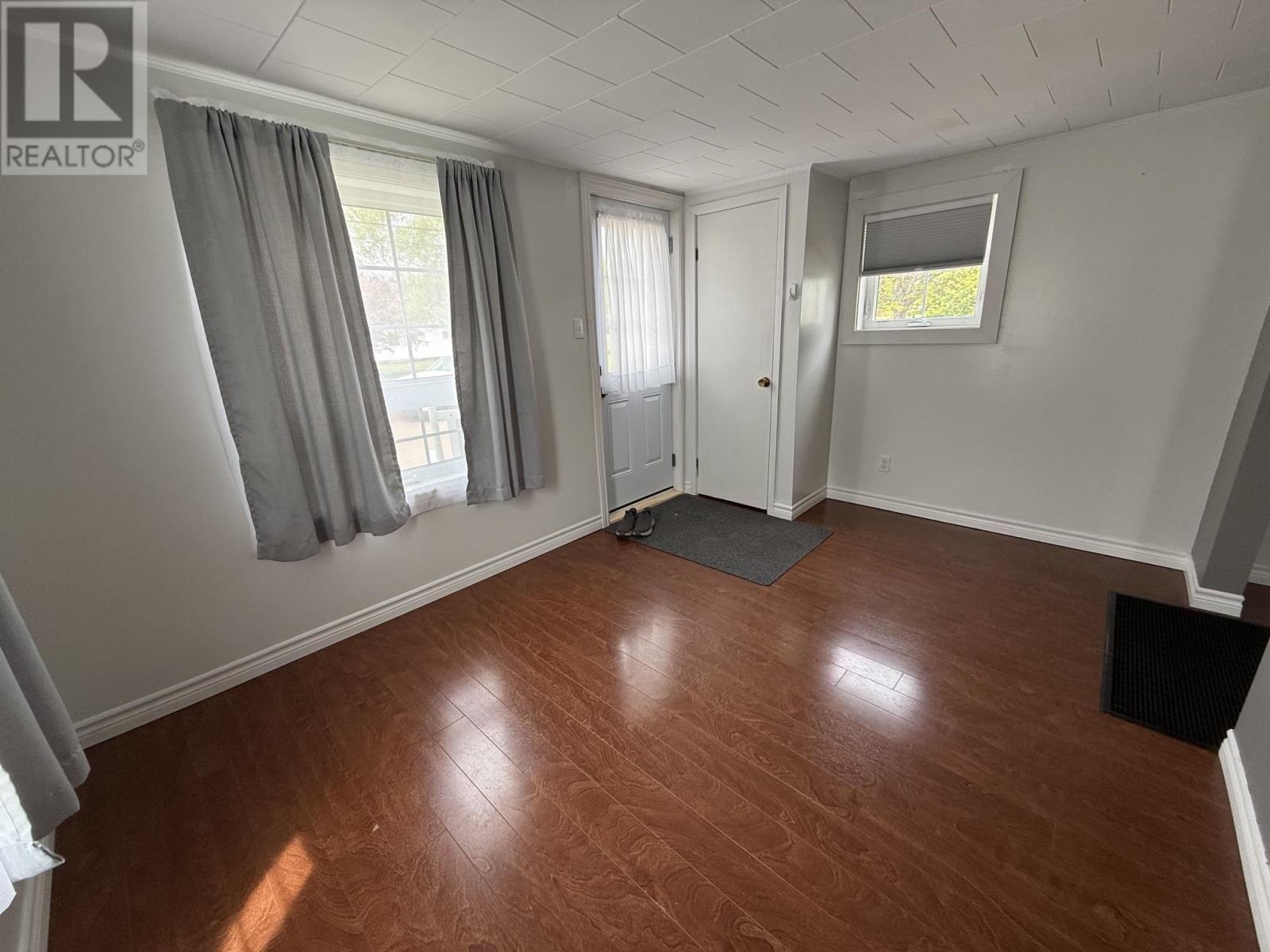 6 Stewart Street, Kensington, Prince Edward Island  C0B 1M0 - Photo 8 - 202612748