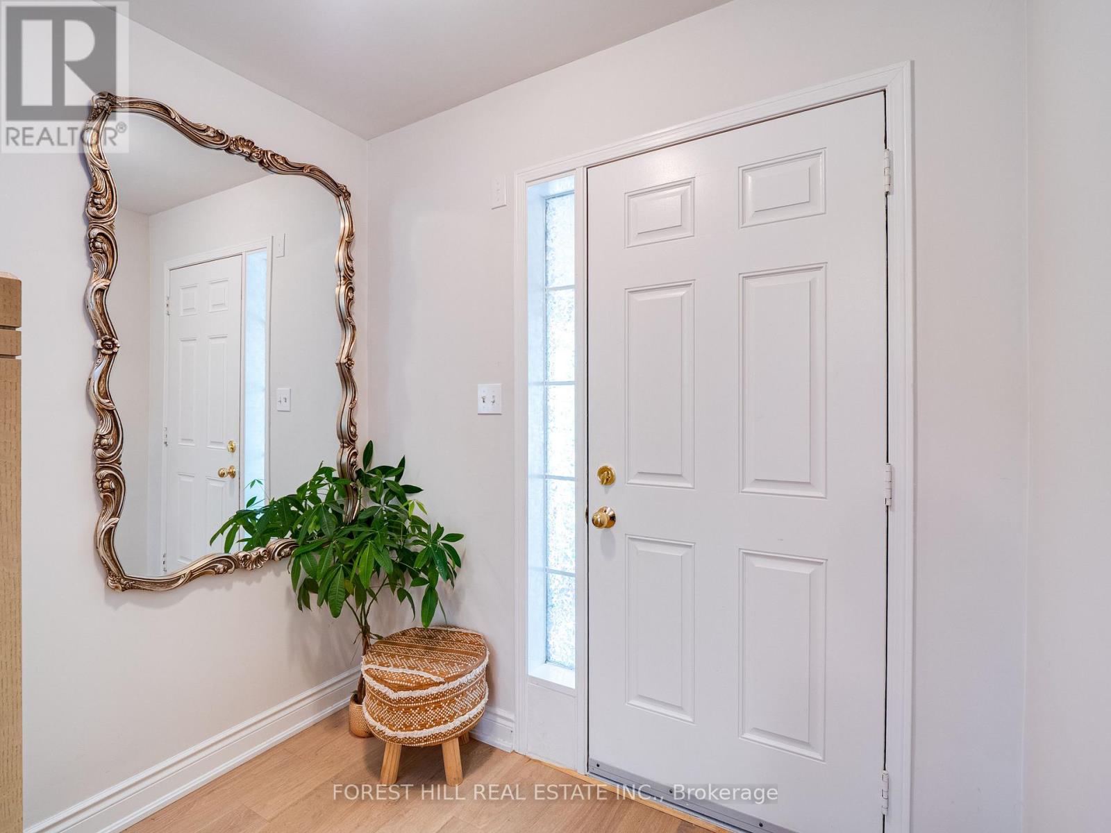 70 Shoniker Drive, Newmarket, Ontario  L3X 2Y7 - Photo 4 - N13220378