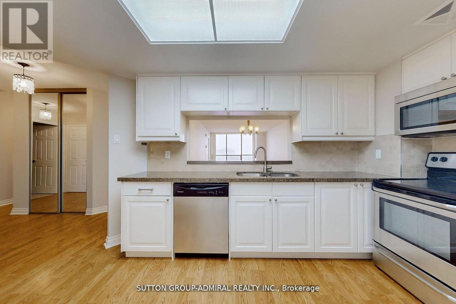 1107 - 7601 Bathurst Street, Vaughan, Ontario  L4J 4H5 - Photo 11 - N13220442