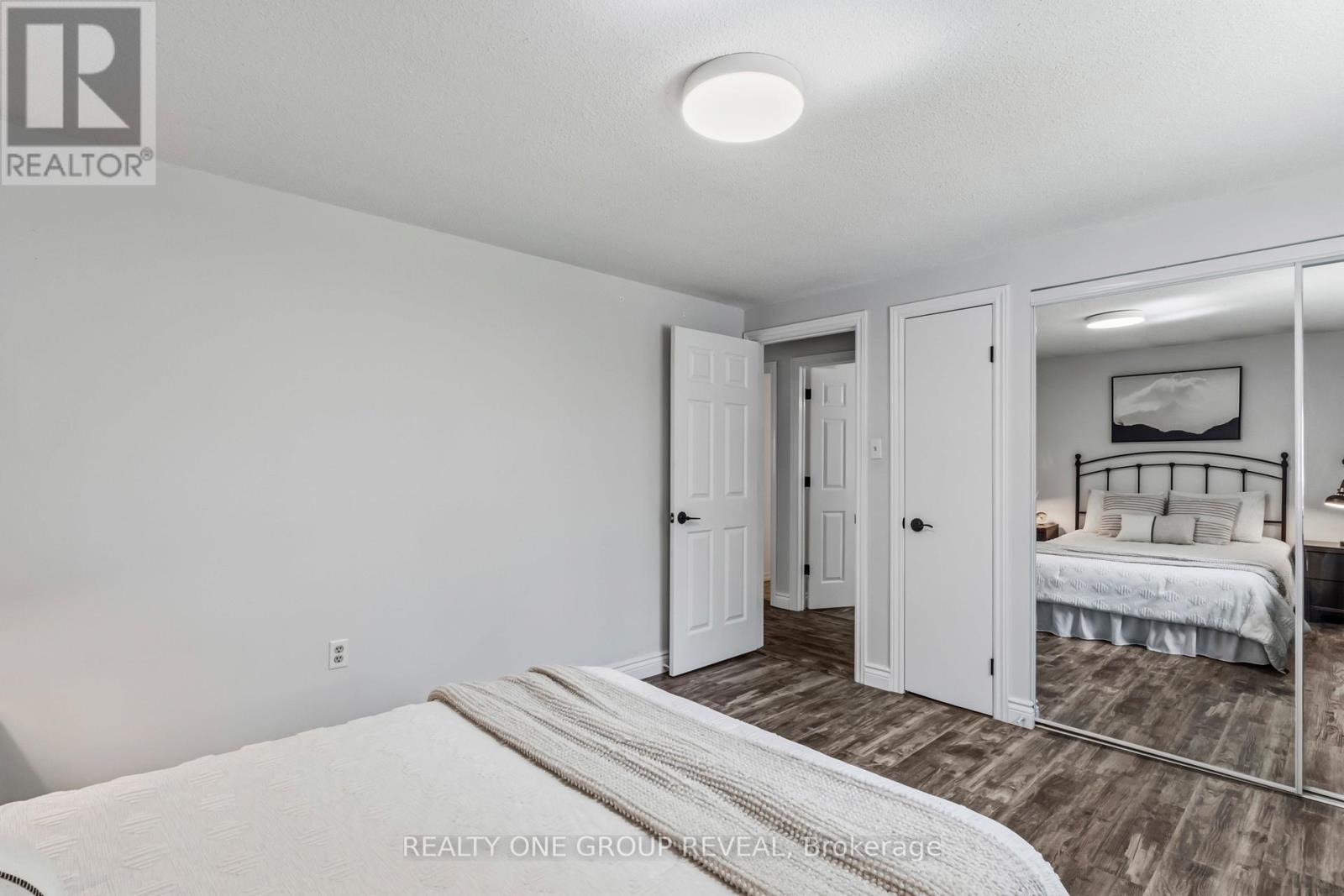 42 Sinclair Court, Barrie, Ontario  L4N 5X8 - Photo 21 - S13220352