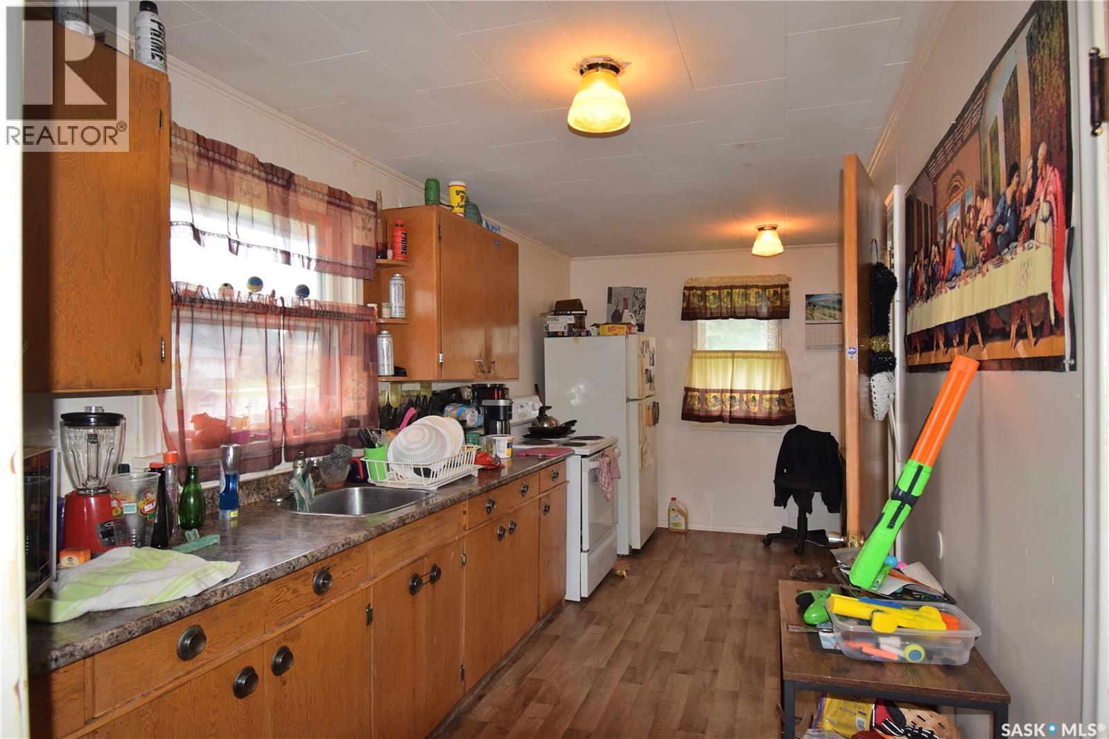 579 25th Street E, Prince Albert, Saskatchewan  S6V 1T4 - Photo 4 - SK037763