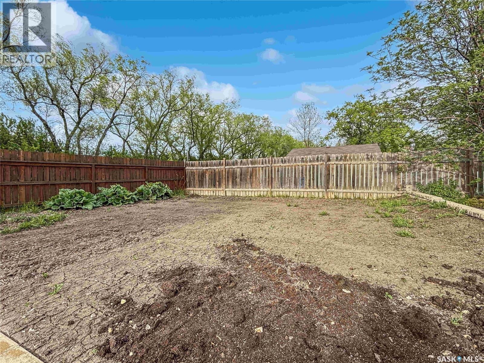 2606 37th Street W, Saskatoon, Saskatchewan  S7L 4E8 - Photo 24 - SK037729
