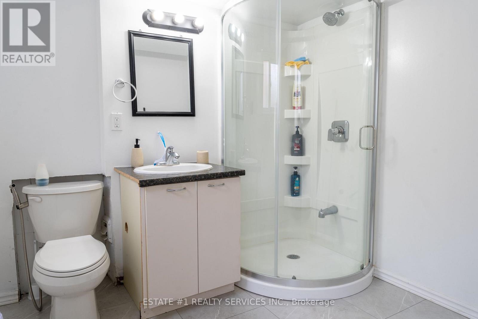 43 Dyer Street, St. Thomas, Ontario  N5R 5K2 - Photo 7 - X13153032
