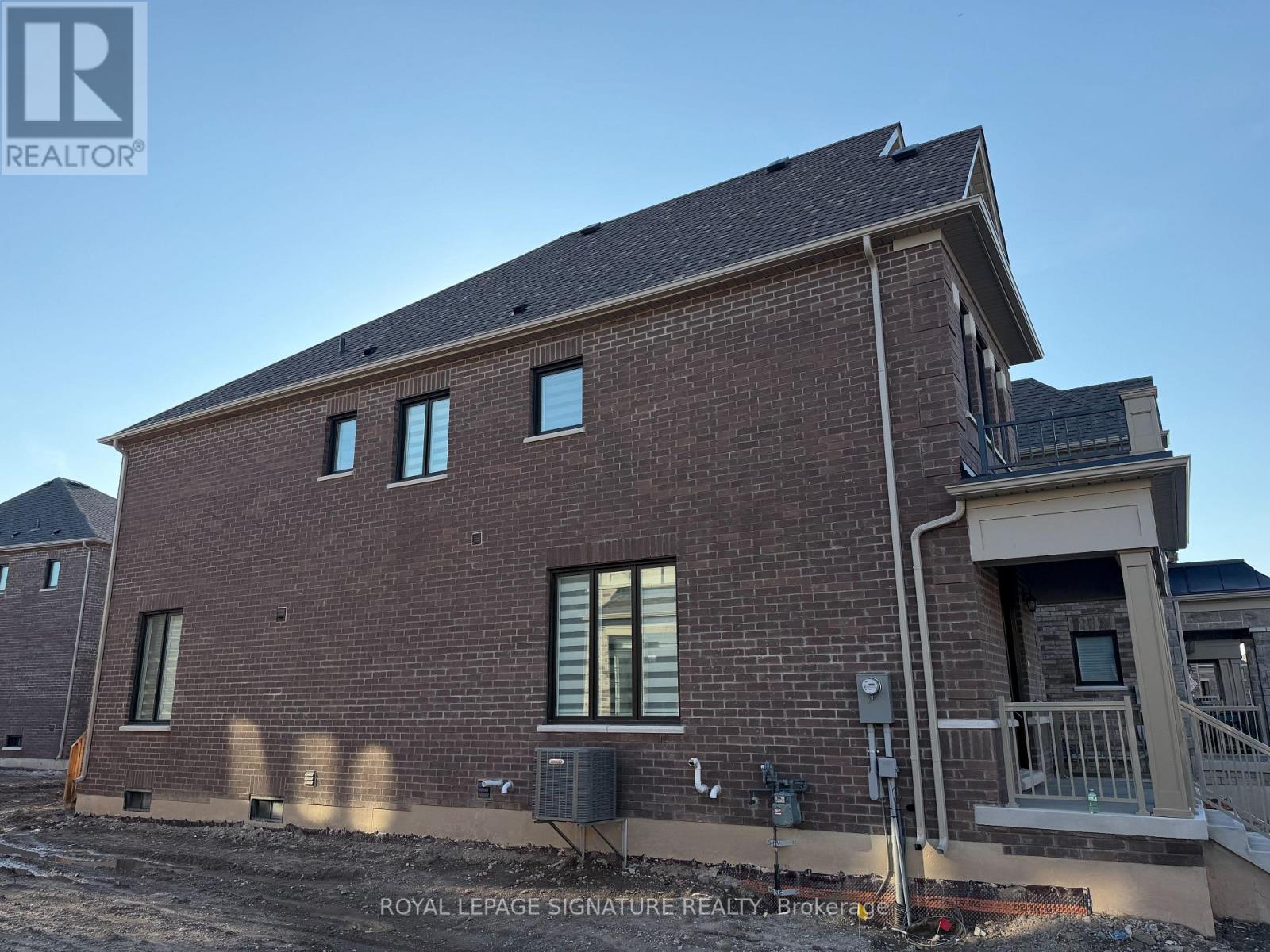 1460 Chamomile Crescent W, Milton, Ontario  L9E 2E9 - Photo 3 - W13220328