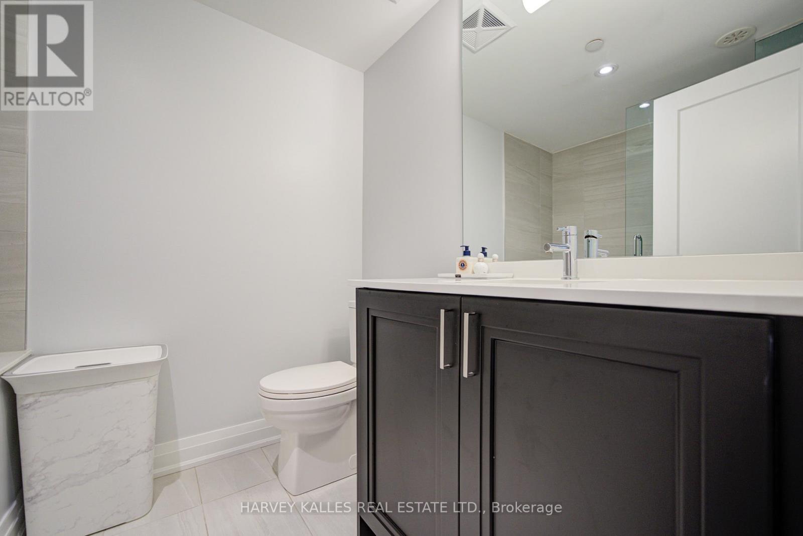 1130a Islington Avenue, Toronto, Ontario  M8Z 0G6 - Photo 34 - W13220416