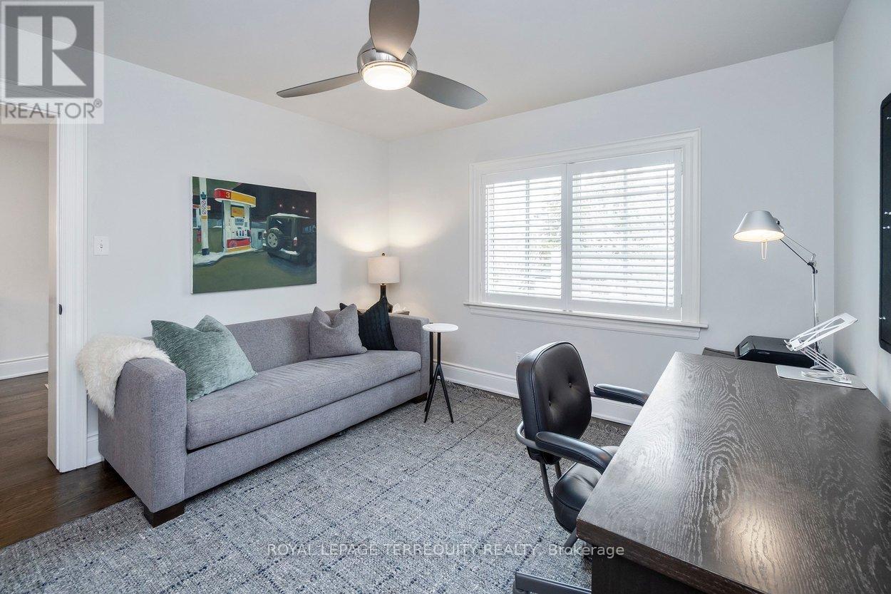 94 Kingsway Crescent, Toronto, Ontario  M8X 2R9 - Photo 30 - W13220496