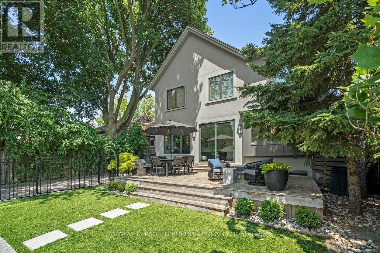 94 Kingsway Crescent, Toronto, Ontario  M8X 2R9 - Photo 42 - W13220496