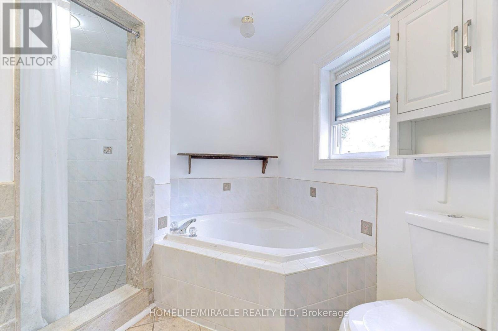 45 Sunley Crescent, Brampton, Ontario  L6Y 5B8 - Photo 16 - W13220510