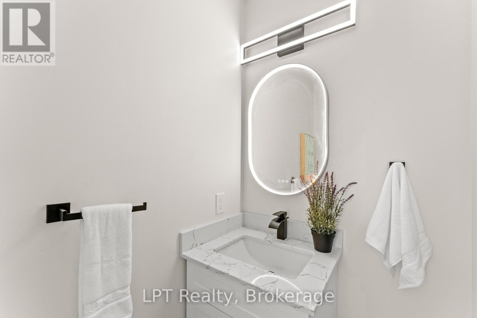 204 Franklin Avenue, Toronto, Ontario  M6P 3Z3 - Photo 17 - W13220588