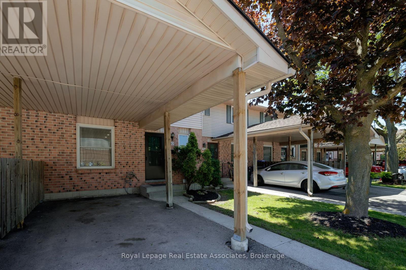 160 Conway Drive, London South, Ontario  N6E 3M6 - Photo 3 - X13220448