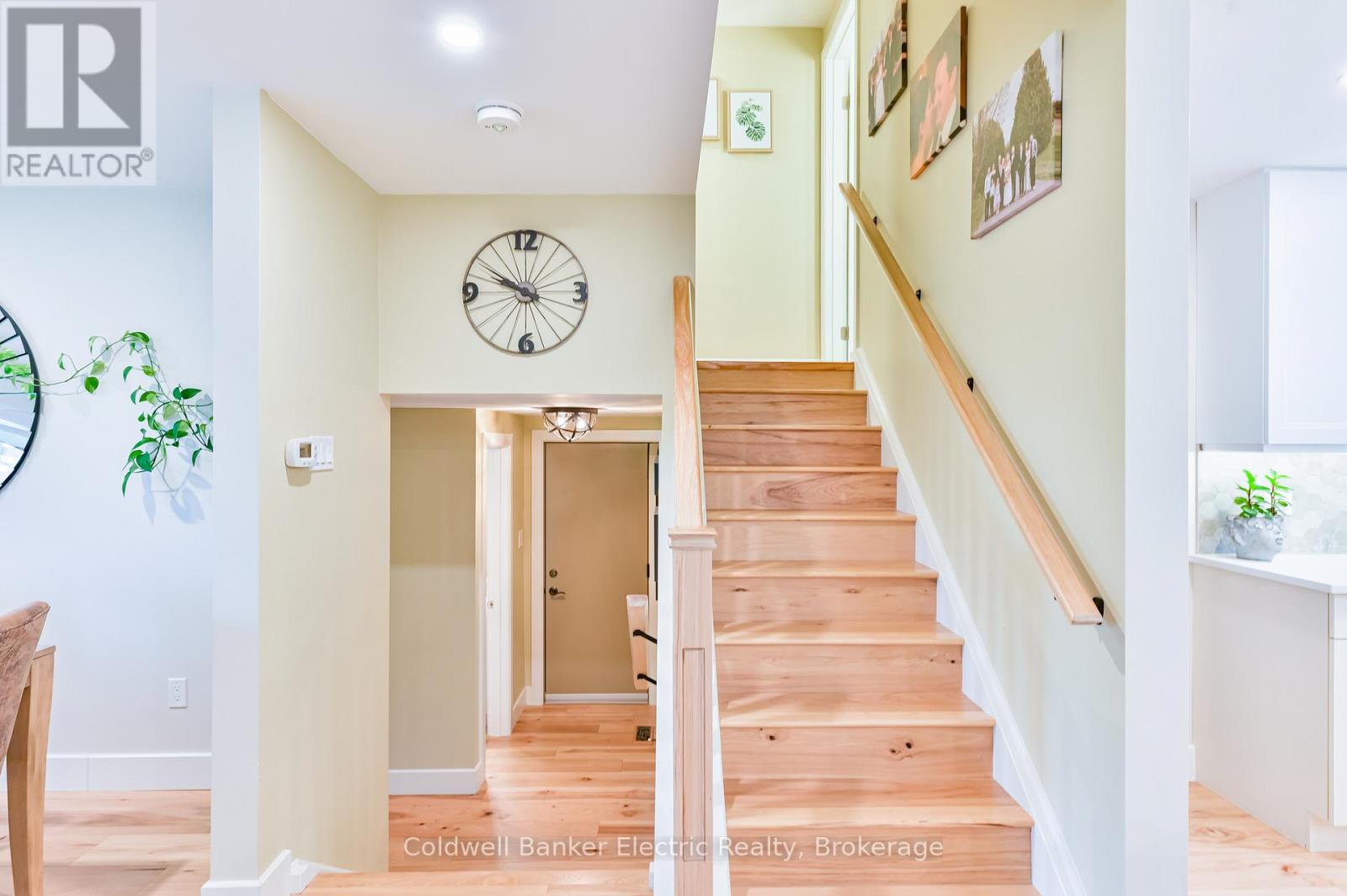 872 Cumberland Avenue, Peterborough, Ontario  K9H 7B2 - Photo 9 - X13220690