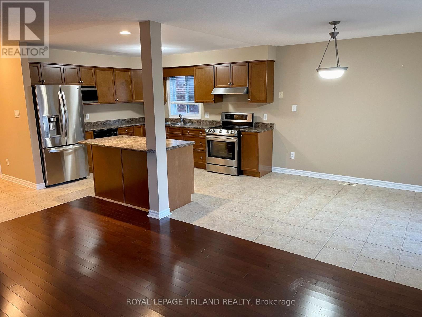 979 Crosscreek Court, London East, Ontario  N5Y 6K9 - Photo 5 - X13220548