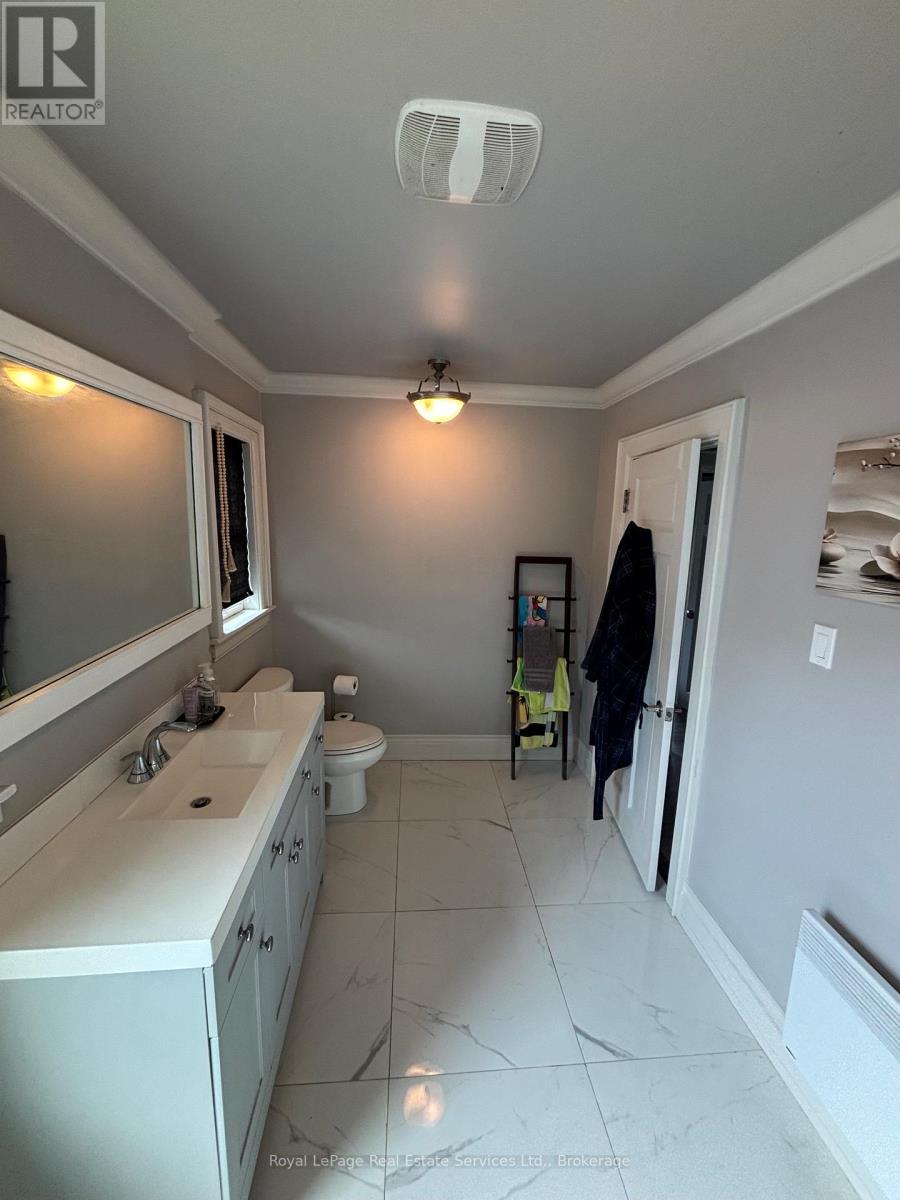 Lorem Ipsum Dolo, Port Colborne, Ontario  L3K  - Photo 14 - DEMO29832095