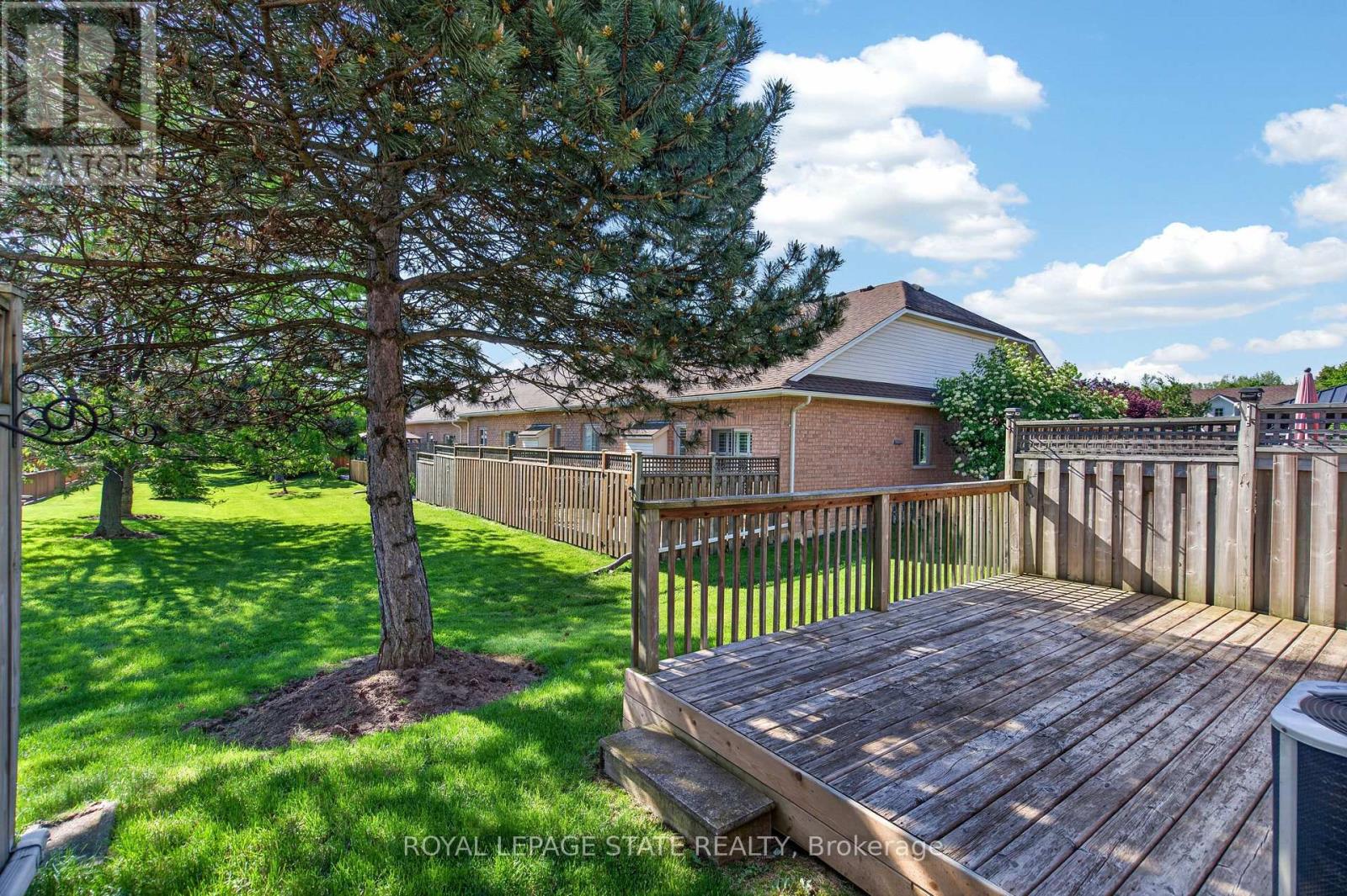9 Manitoulin Trail, Hamilton, Ontario  L9B 2X8 - Photo 32 - X13127358