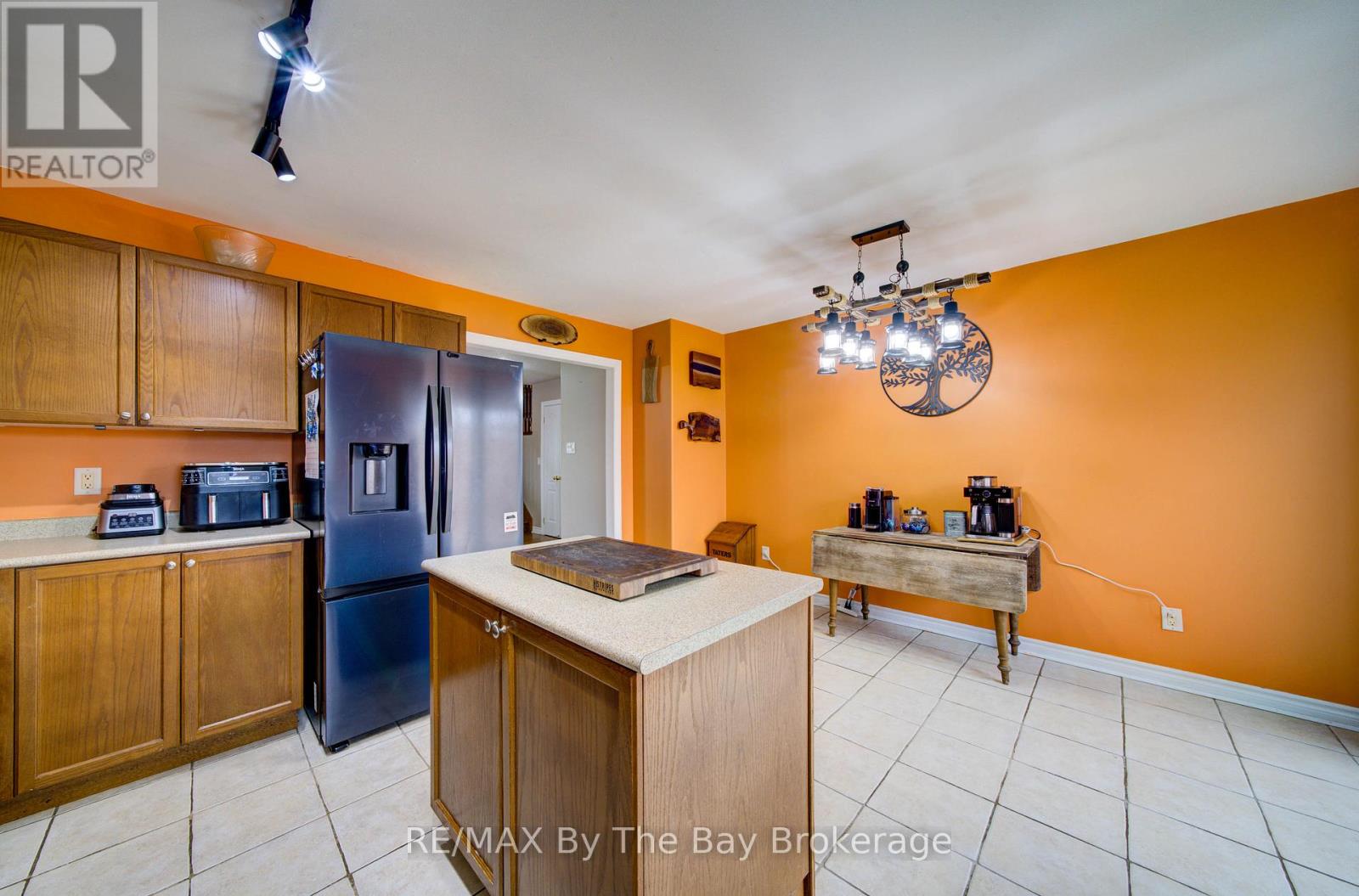 229 Atkinson Street, Clearview (Stayner), Ontario  L0M 1S0 - Photo 17 - S13220868