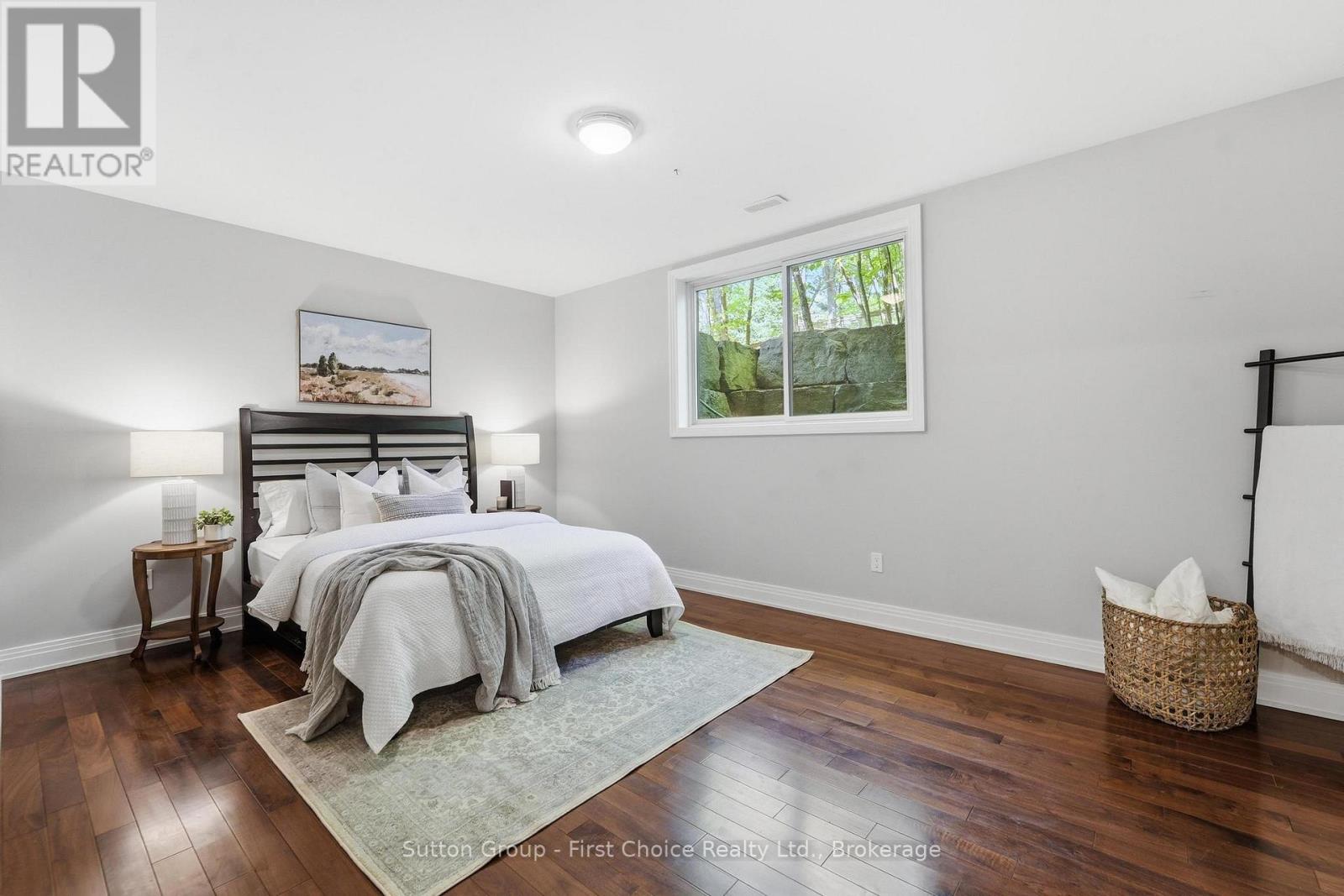 9924 Pinery Lane, Lambton Shores, Ontario  N0M 1T0 - Photo 27 - X13220650