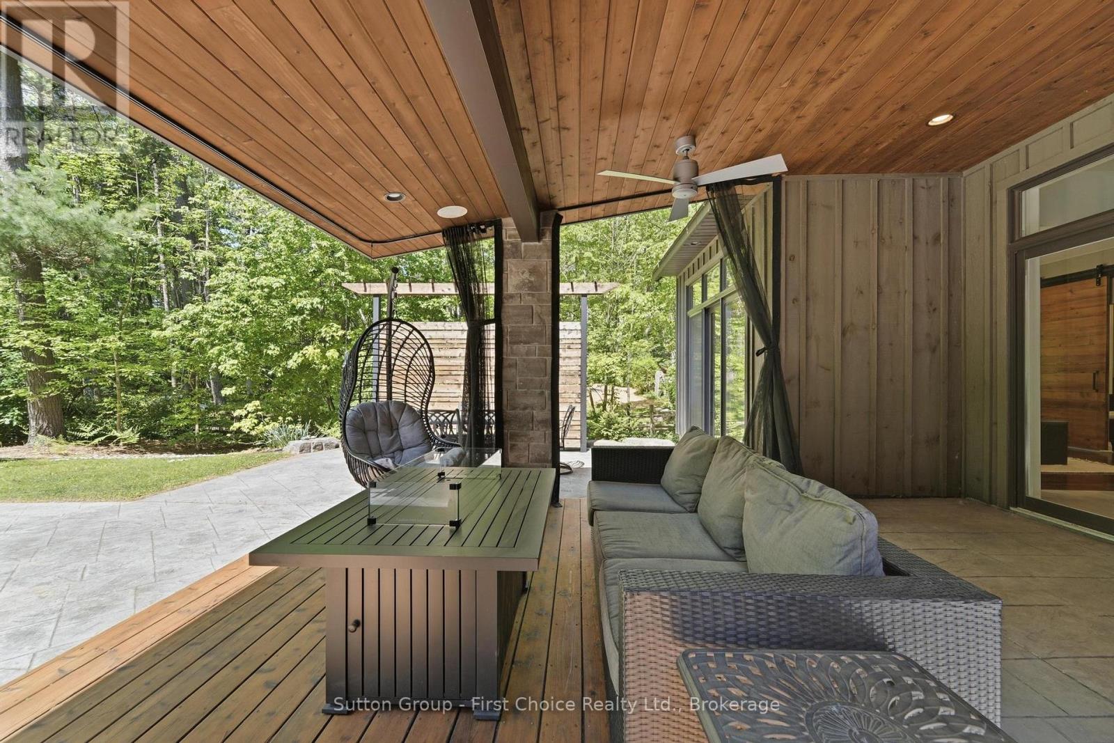 9924 Pinery Lane, Lambton Shores, Ontario  N0M 1T0 - Photo 31 - X13220650