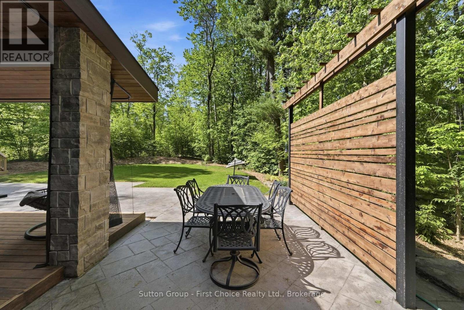 9924 Pinery Lane, Lambton Shores, Ontario  N0M 1T0 - Photo 32 - X13220650