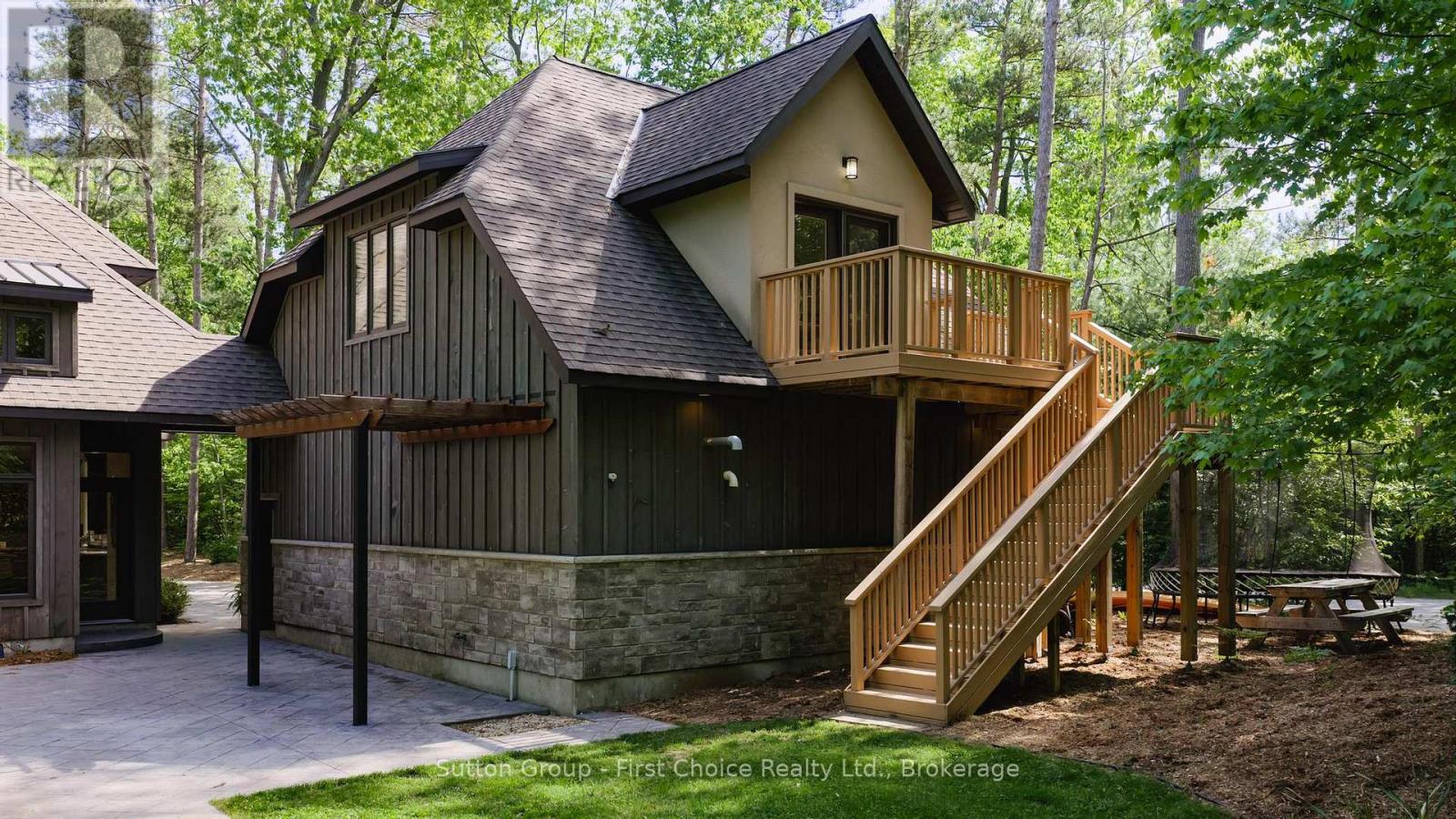 9924 Pinery Lane, Lambton Shores, Ontario  N0M 1T0 - Photo 34 - X13220650