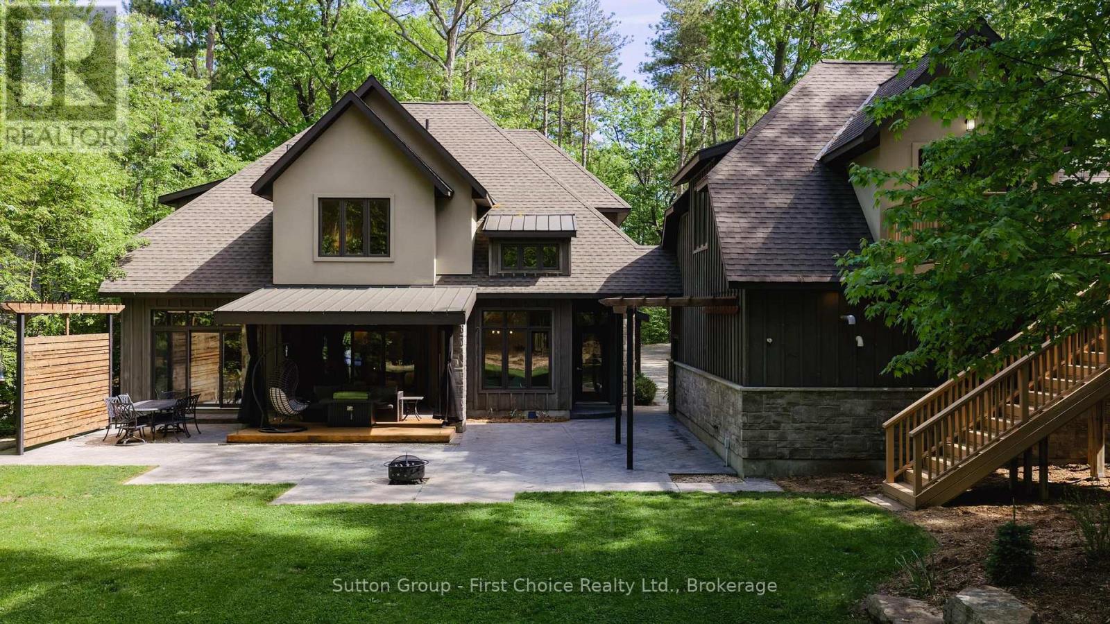 9924 Pinery Lane, Lambton Shores, Ontario  N0M 1T0 - Photo 42 - X13220650