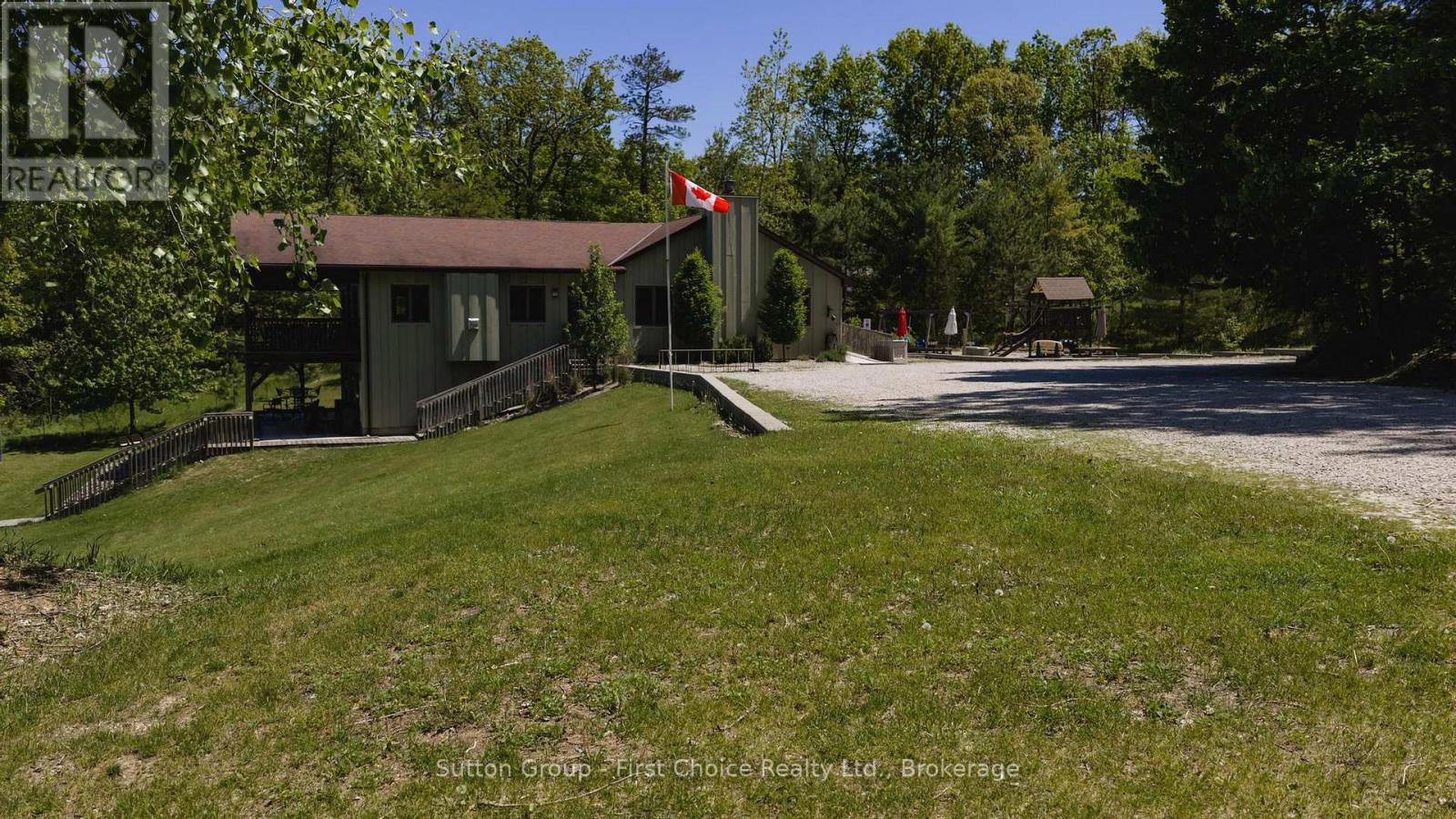 9924 Pinery Lane, Lambton Shores, Ontario  N0M 1T0 - Photo 47 - X13220650