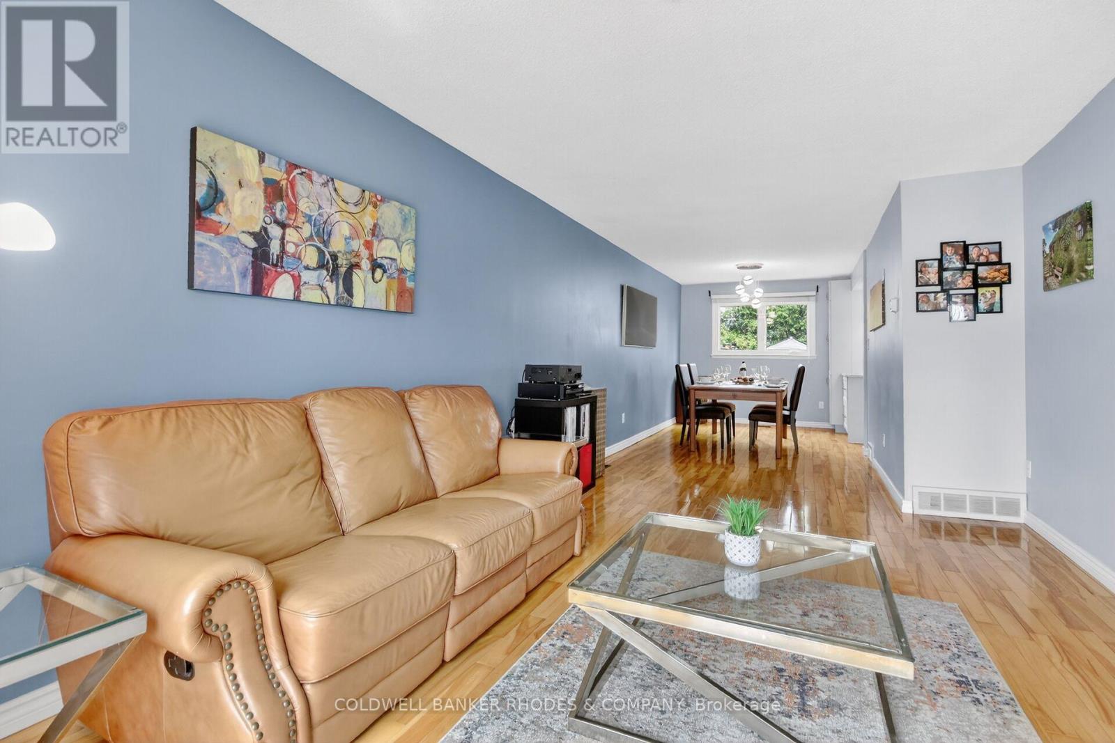 2439 Autumn Hill Crescent, Ottawa, Ontario K1B 4M6 - Photo 4 - X13220824