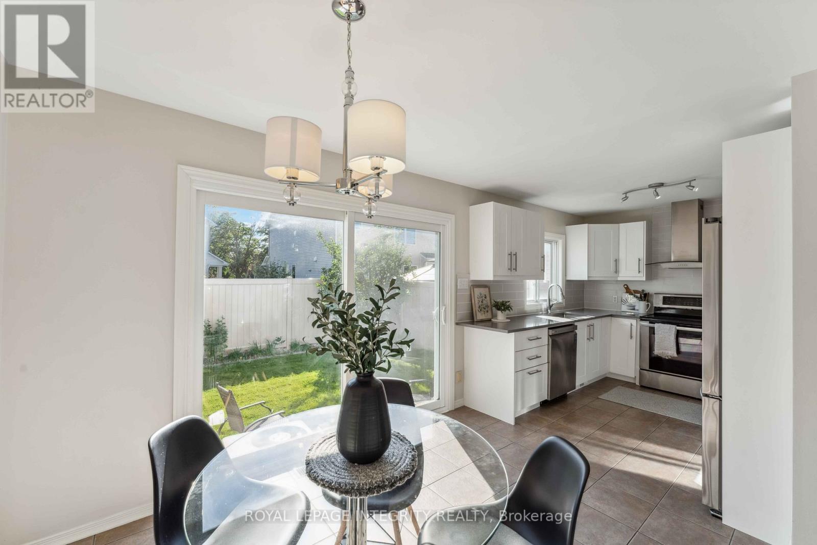 7 Windhurst Drive, Ottawa, Ontario K2G 6G6 - Photo 6 - X13220892