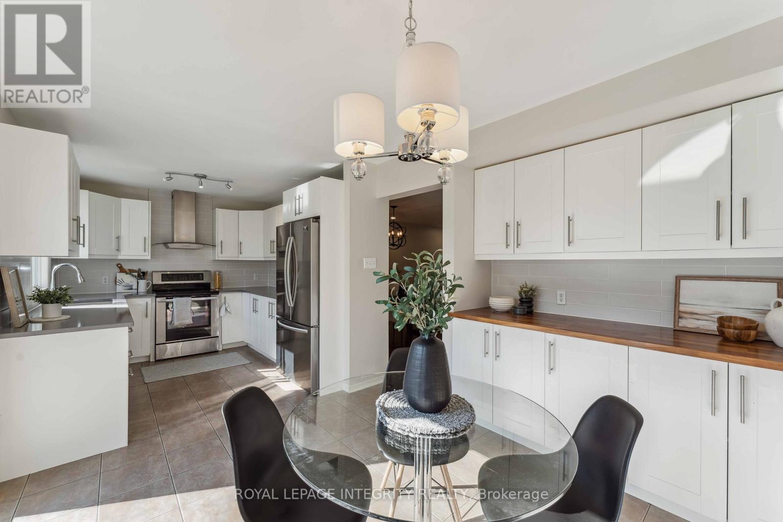 7 Windhurst Drive, Ottawa, Ontario K2G 6G6 - Photo 7 - X13220892