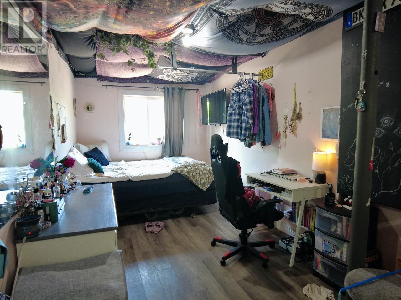 picture 24