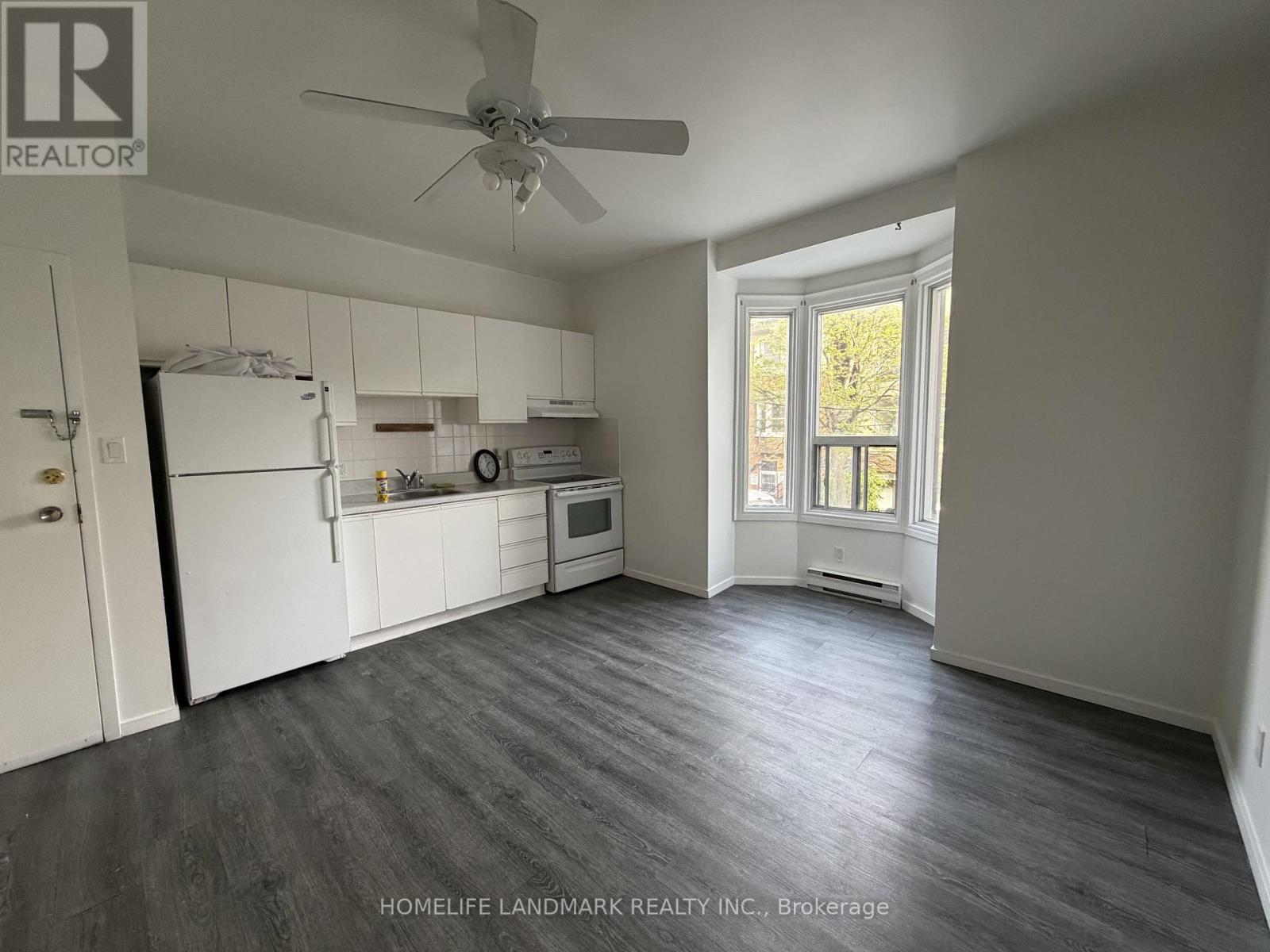 2 - 968 Bathurst Street, Toronto, Ontario  M5R 3G6 - Photo 4 - C13220622