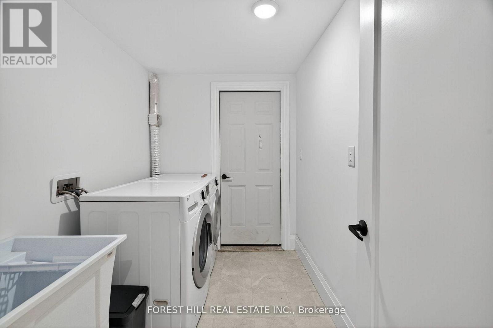 Bsmt - 645 Coldstream Avenue, Toronto, Ontario  M6B 2L3 - Photo 8 - C13220698
