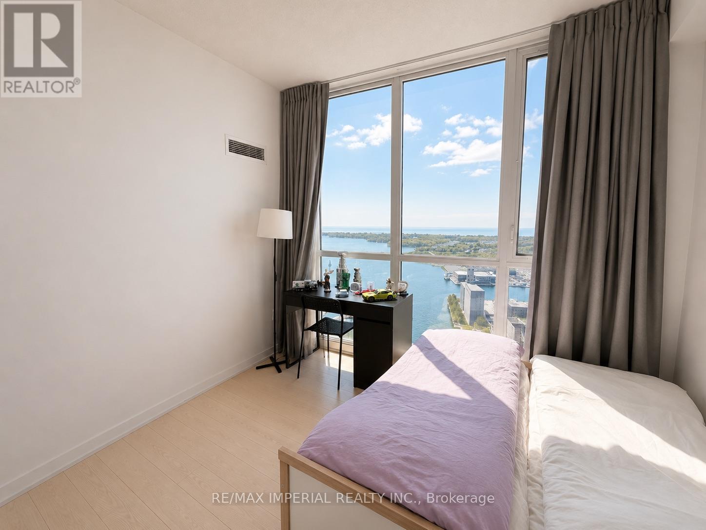 4606 - 75 Queens Wharf Road, Toronto, Ontario  M5V 0J8 - Photo 14 - C13220706