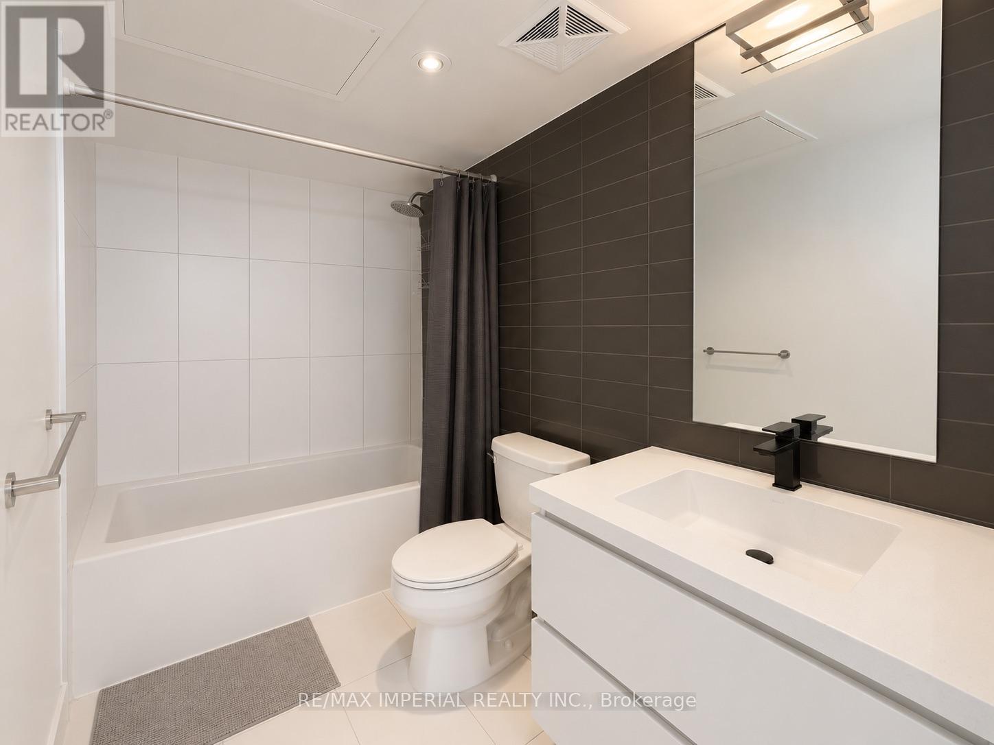 4606 - 75 Queens Wharf Road, Toronto, Ontario  M5V 0J8 - Photo 16 - C13220706