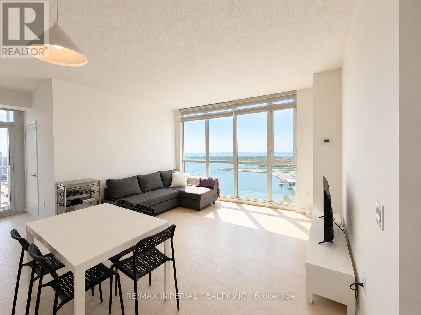 4606 - 75 Queens Wharf Road, Toronto, Ontario  M5V 0J8 - Photo 6 - C13220706