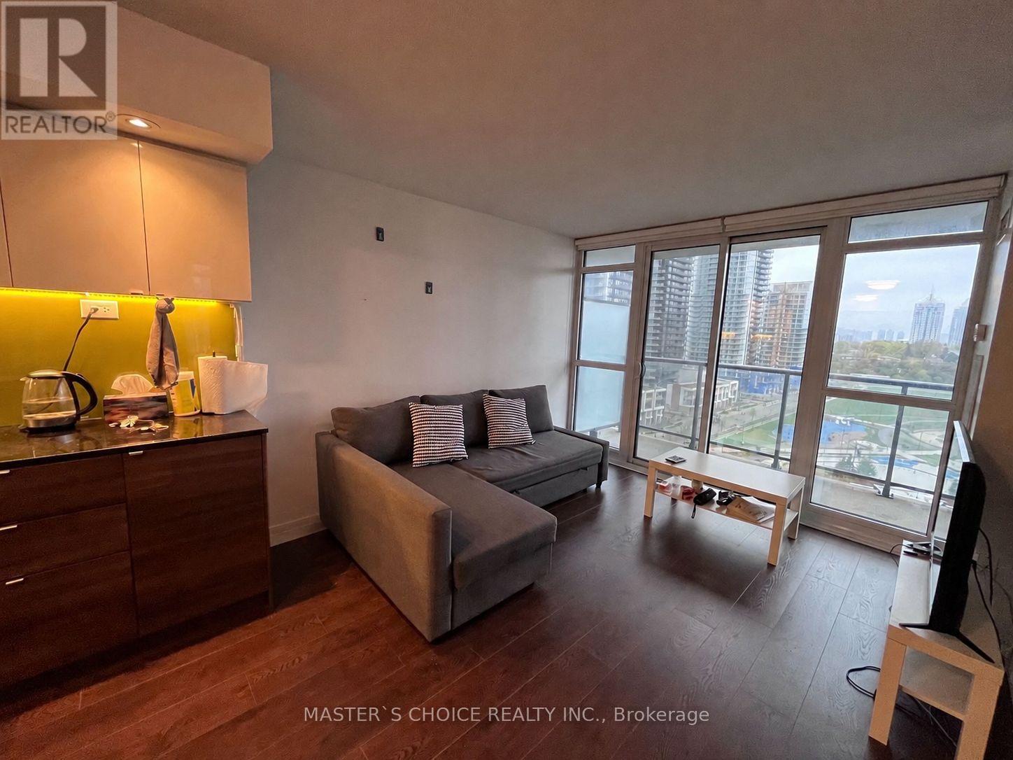 1717 - 121 Mcmahon Drive, Toronto, Ontario  M2K 0C1 - Photo 5 - C13220812